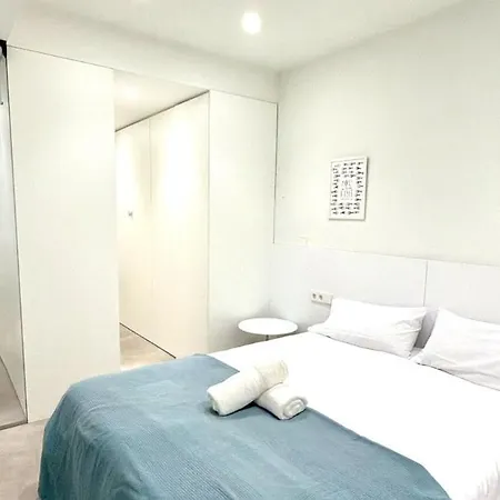 Spacious 2br,2ba Near Nou Mestalla